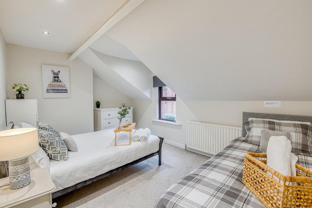 Charming City Home, Beside The Serene Ormeau Park Belfast Exterior photo