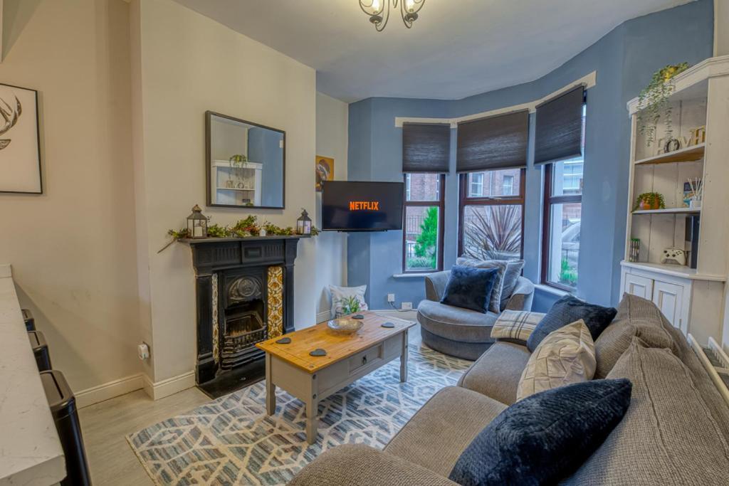 Charming City Home, Beside The Serene Ormeau Park Belfast Exterior photo